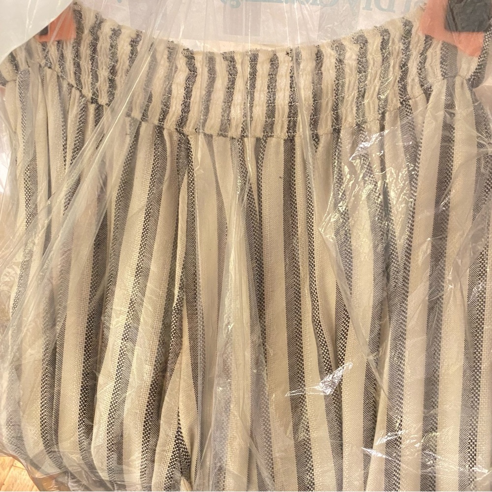 BECCA Virtue blue white stripe open side slit legs tie closure waist long pants - Picture 5 of 9